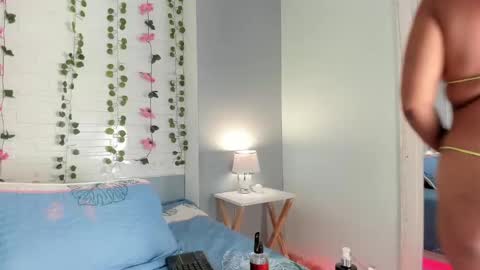 V I C K Y online show from 7, 3, 2025