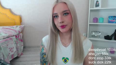 Snapshot of vickyfuckingdoll chatting on 24, 2, 2025 vickyfuckingdoll online show from 24, 2, 2025