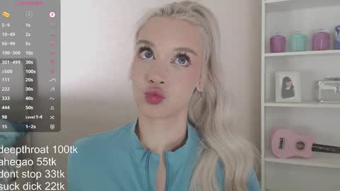 Snapshot of vickyfuckingdoll chatting on 10, 10, 2025 vickyfuckingdoll online show from 10, 10, 2025