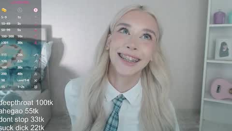 Snapshot of vickyfuckingdoll chatting on 2, 3, 2026 vickyfuckingdoll online show from 2, 3, 2026