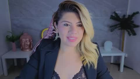 Vicky  online show from 28, 2, 2026