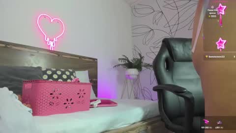 Victoria online show from 20, 12, 2024