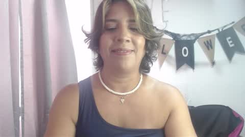 Hi guys   Im victoria  Be the one who can control me in PVT online show from 16, 10, 2025