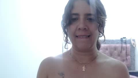 Snapshot of victoria25_meester chatting on 11, 6, 2026 Hi guys Im victoria Be the one who can control me in PVT online show from 11, 6, 2026