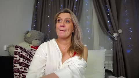 victoria50 online show from 18, 12, 2024