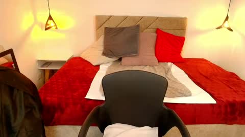 Snapshot of victoria_adamns chatting on 2, 6, 2026 V I C T O R I A online show from 2, 6, 2026