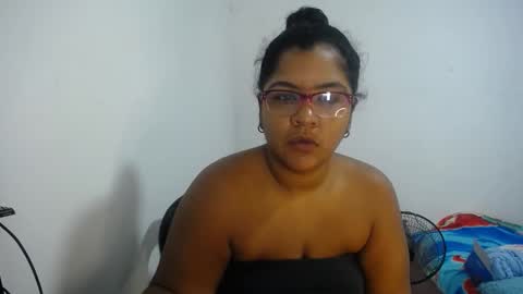 Snapshot of victoria_big1 chatting on 29, 3, 2026 lut83 online show from 29, 3, 2026