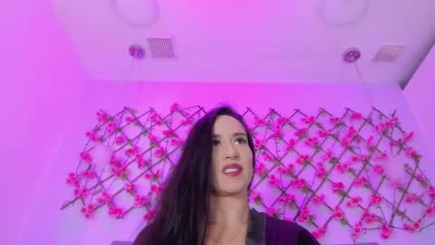 valentina online show from 1, 3, 2025