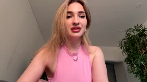 Snapshot of victoria_jess chatting on 12, 7, 2026 Victoria online show from 12, 7, 2026