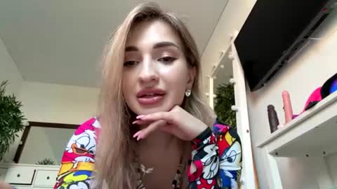 Snapshot of victoria_jess chatting on 24, 7, 2026 Victoria online show from 24, 7, 2026