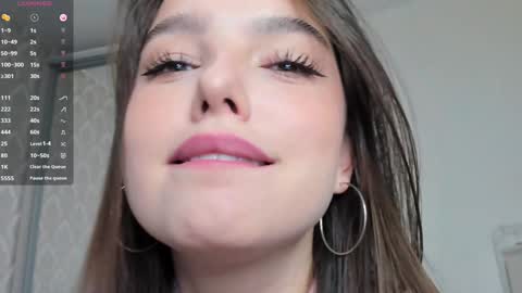 Snapshot of victoria_karma chatting on 13, 12, 2024       online show from 13, 12, 2024