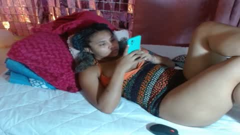 Snapshot of victoria_miler chatting on 23, 2, 2025 VICKY online show from 23, 2, 2025