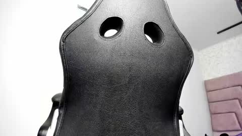 Vicky  online show from 16, 11, 2025