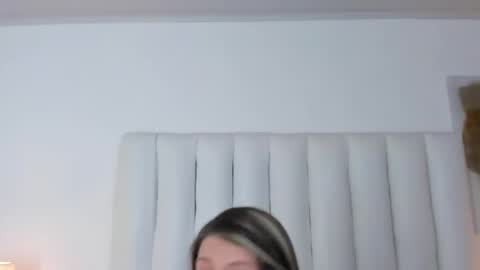 victoria_queen2 online show from 18, 4, 2026