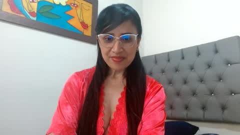Snapshot of victoria_theilvig chatting on 4, 7, 2026 victoria_theilvig online show from 4, 7, 2026