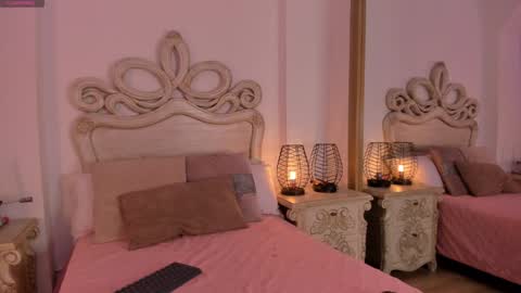 victoria  online show from 16, 1, 2025