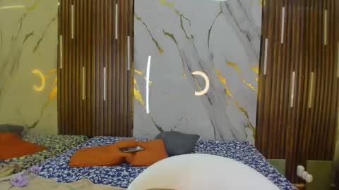 Victoria  online show from 7, 1, 2026