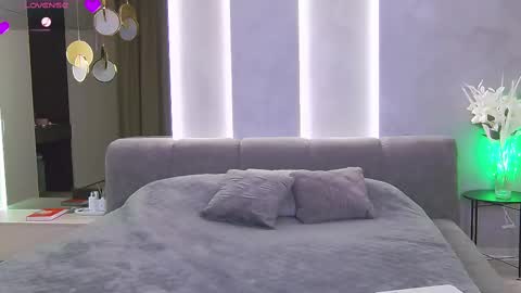 Miss V online show from 7, 3, 2025