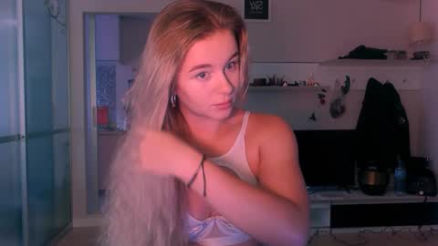 Eva and Victor online show from 18, 9, 2025