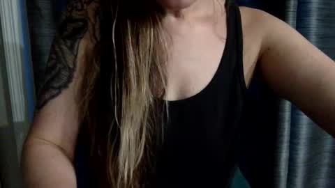 victoriaskyee online show from 11, 4, 2026