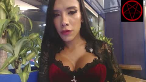 Victoria Vampire online show from 7, 1, 2025