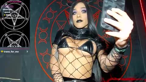 Victoria Vampire online show from 9, 3, 2025