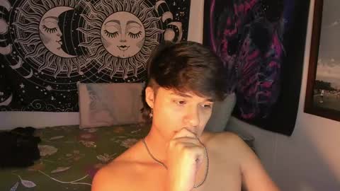 Snapshot of victorino_jhonson chatting on 24, 12, 2024 Victorino Jhonson online show from 24, 12, 2024