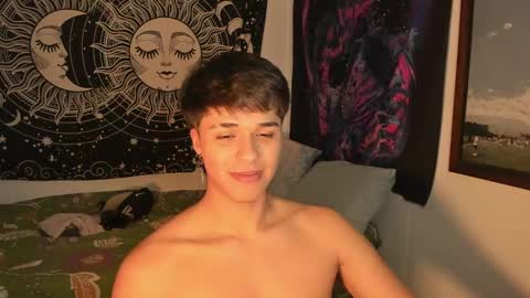 Snapshot of victorino_jhonson chatting on 2, 1, 2025 Victorino Jhonson online show from 2, 1, 2025