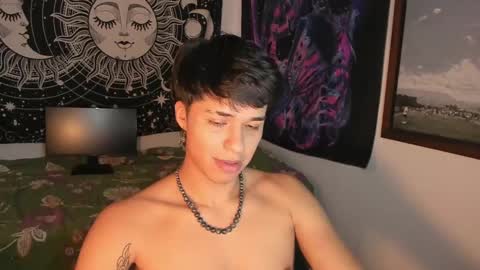 Snapshot of victorino_jhonson chatting on 12, 1, 2025 Victorino Jhonson online show from 12, 1, 2025