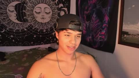 Snapshot of victorino_jhonson chatting on 4, 2, 2025 Victorino Jhonson online show from 4, 2, 2025