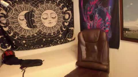 Victorino Jhonson online show from 16, 12, 2025