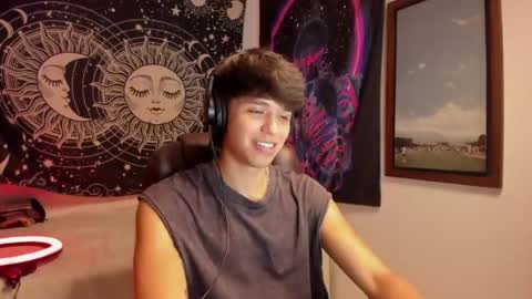 Snapshot of victorino_jhonson chatting on 16, 7, 2026 Victorino Jhonson online show from 16, 7, 2026