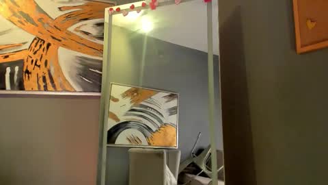 Snapshot of vienah_louis chatting on 3, 3, 2026 vienah_louis online show from 3, 3, 2026