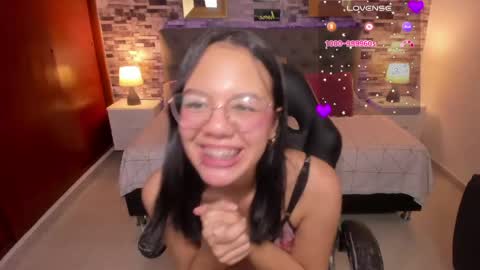 Violet online show from 22, 5, 2026