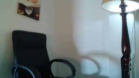 VIOLET  online show from 25, 2, 2026