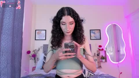 Violet online show from 18, 3, 2026