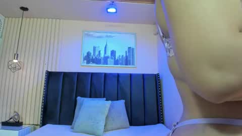 Viiolett online show from 3, 2, 2026