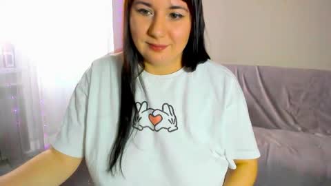 Snapshot of vik_and_love chatting on 13, 3, 2026 Vika online show from 13, 3, 2026