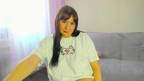 Snapshot of vik_and_love chatting on 16, 3, 2026 Vika online show from 16, 3, 2026