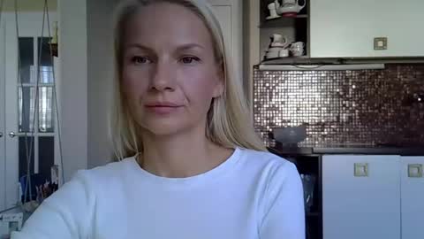 viki_loun5 online show from 1, 10, 2025