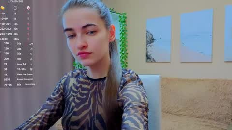 Snapshot of vikiberry chatting on 24, 5, 2026 vikiberry online show from 24, 5, 2026