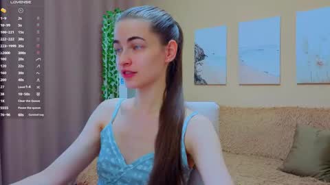 Snapshot of vikiberry chatting on 4, 6, 2026 vikiberry online show from 4, 6, 2026
