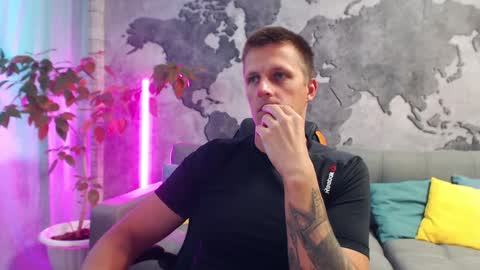 vikingchrisss online show from 9, 10, 2025