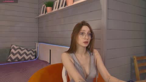 Snapshot of vikki_wye chatting on 1, 10, 2025 Viki online show from 1, 10, 2025
