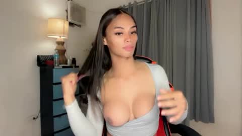 Snapshot of vikkylustfull chatting on 26, 7, 2026 vikkylustfull online show from 26, 7, 2026