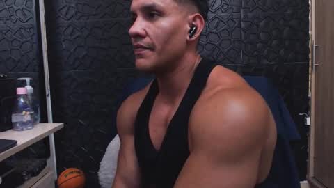 Viktor Herrera online show from 4, 10, 2025