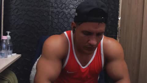 Viktor Herrera online show from 6, 11, 2025