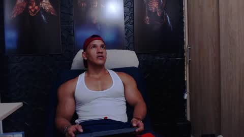 Snapshot of viktorherrera chatting on 6, 6, 2026 Viktor Herrera online show from 6, 6, 2026