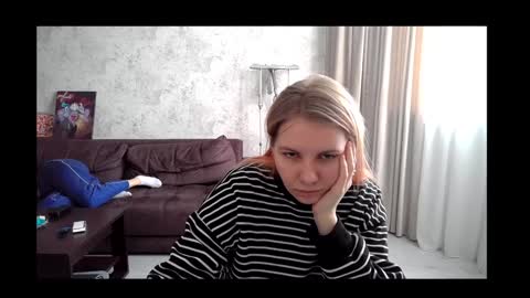 Snapshot of viktorlonsky chatting on 6, 2, 2025 viktorlonsky online show from 6, 2, 2025