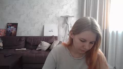 Snapshot of viktorlonsky chatting on 4, 3, 2025 viktorlonsky online show from 4, 3, 2025